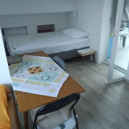 For Two People, Beautifull Terasse, Kitchen 마카르스카